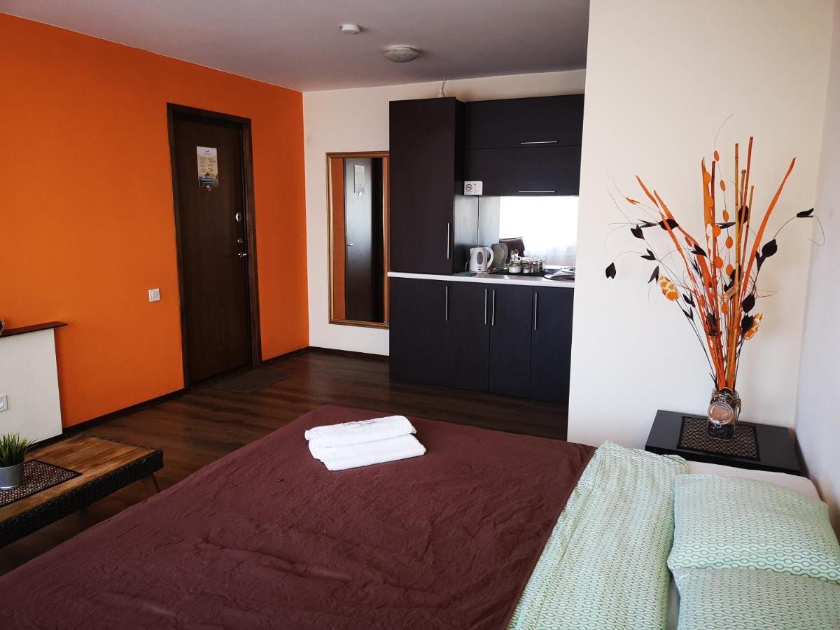 River Apartments Клайпеда Екстер'єр фото